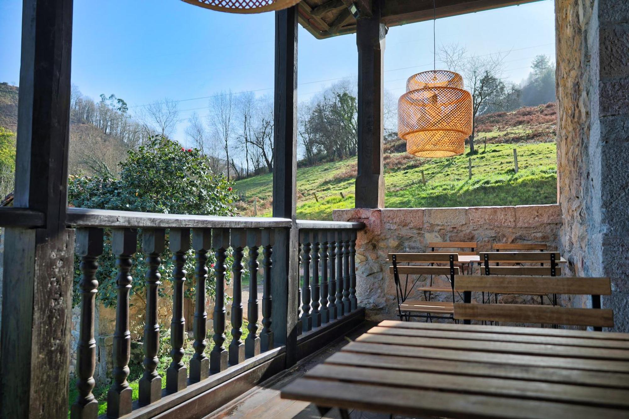 Onís Finca La Caseria La Casa מראה חיצוני תמונה